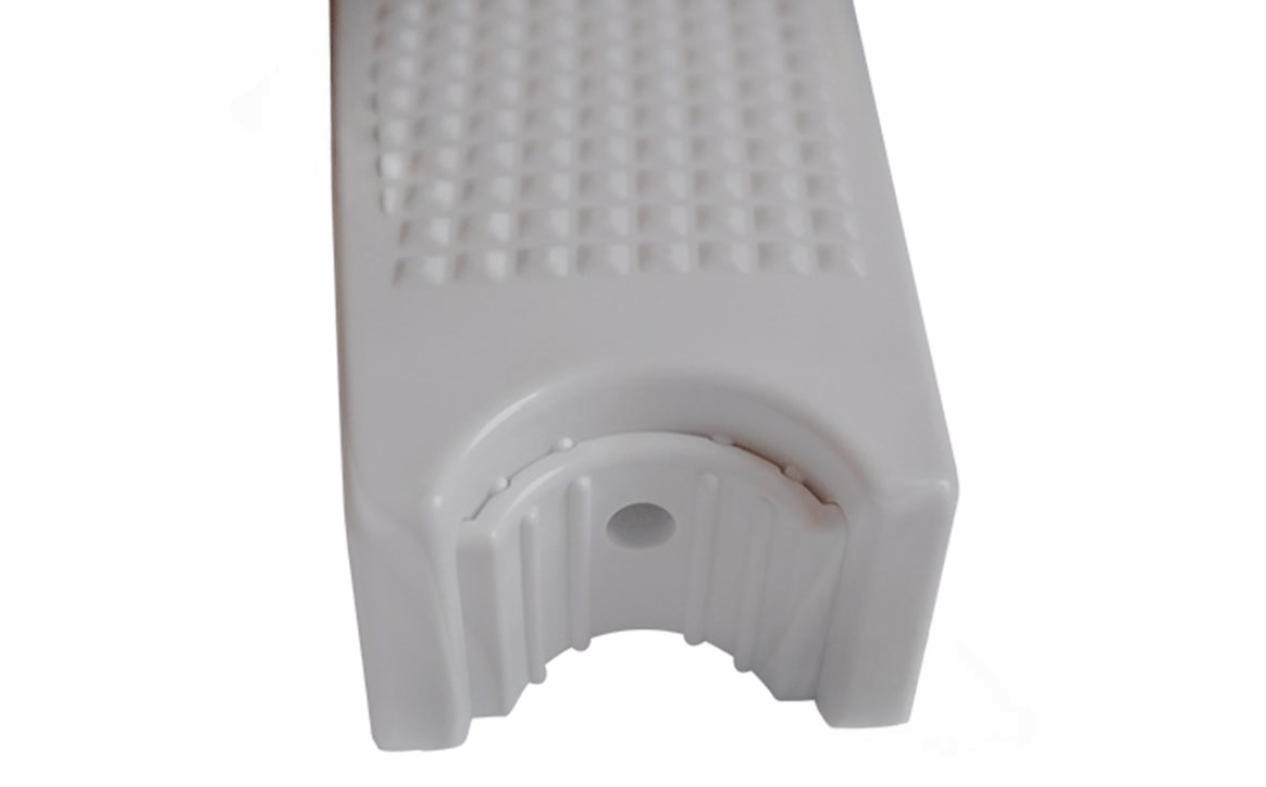 S.R. Smith LTDF - 111 20" x 4" White Plastic Step Tread - AquaDoc