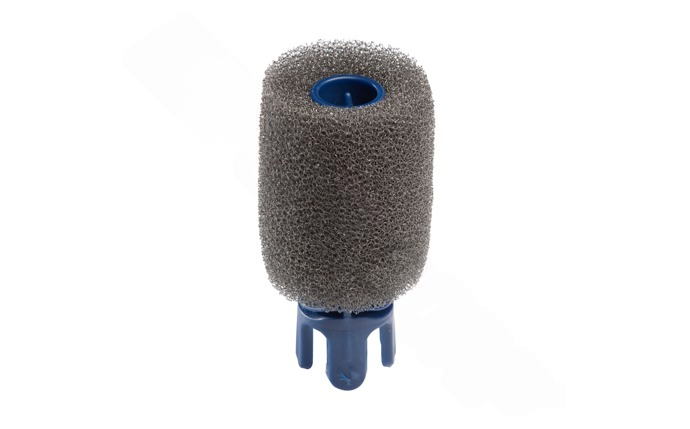 Durable pool cleaner clip