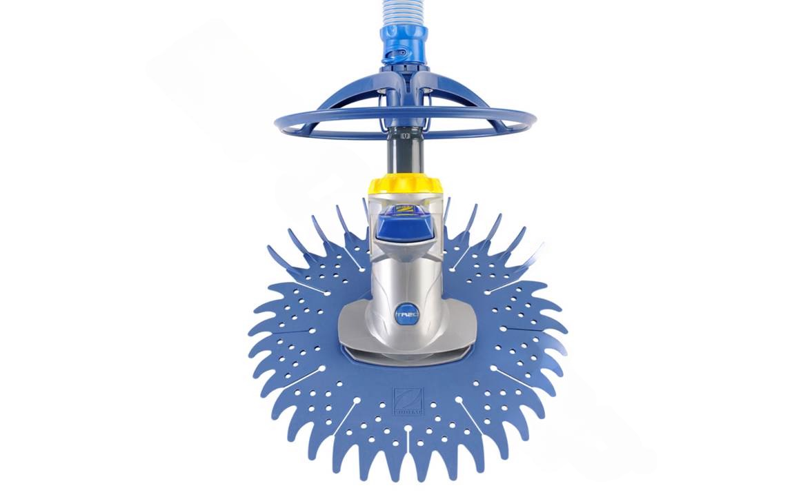 Front view of Baracuda WS000016 pool cleaner