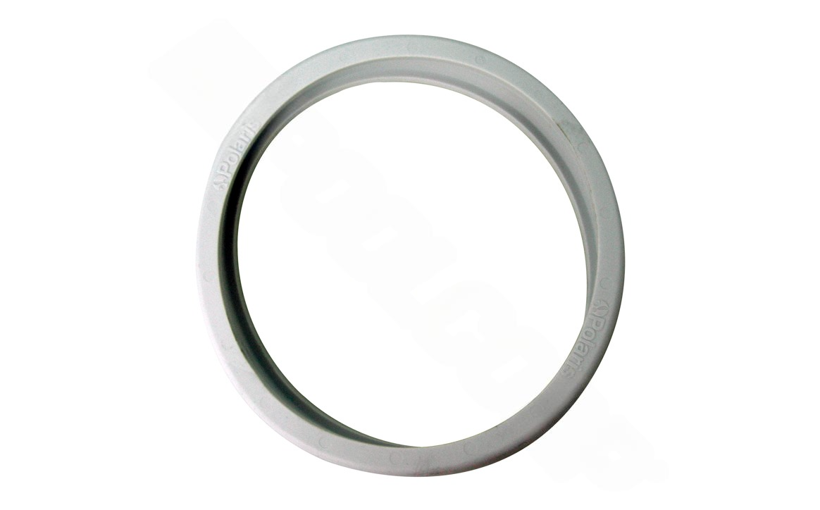 Close-up of the Polaris C10 White Max Trax Tire