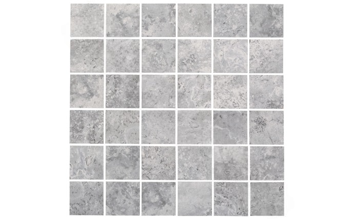 Outdoor patio with Tivoli Stone Silver tile