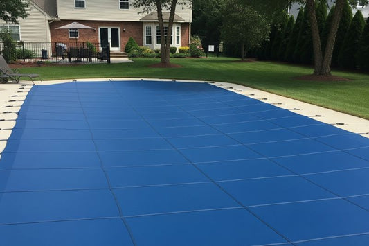 Top 5 Solid Pool Covers for Winter: Best Options for 2025 - AquaDoc