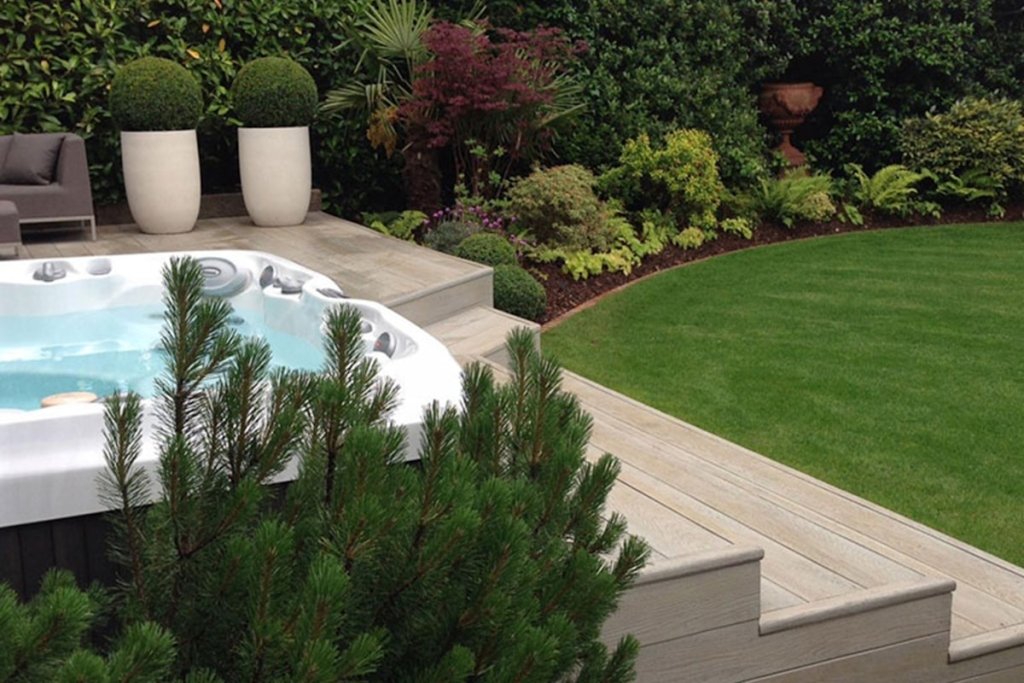 Why Your Hot Tub Smells Like Chemicals and How to Fix It - AquaDoc