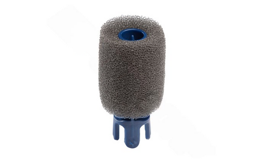 Durable pool cleaner clip