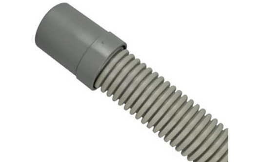 Close-up of PoolStyle PS485 white leader hose.